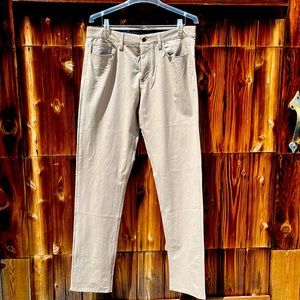 Vineyard Vines On The Go Pant size 33x34